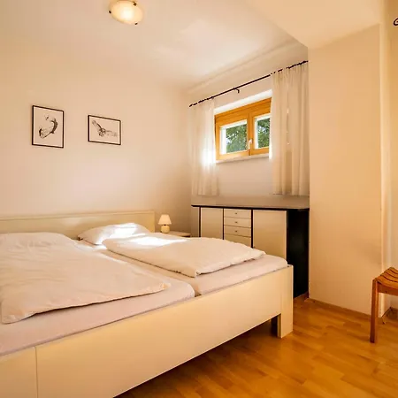 Alter Kindergarten Vakantieappartementen * 巴德米滕多夫